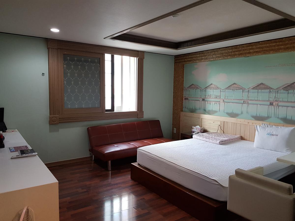Sky Hotel 昌原市 外观 照片