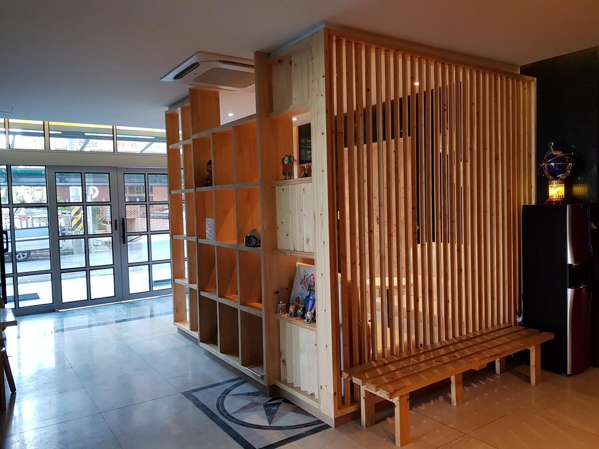 Sky Hotel 昌原市 外观 照片